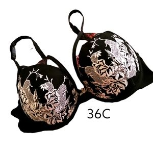 Ladies Black Push Up with Underwire NWOT 36C